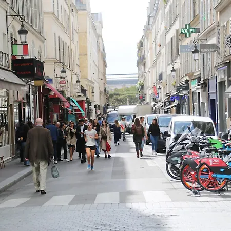 Le Cocon Perche Entre L'opera Et Les Tuileries *